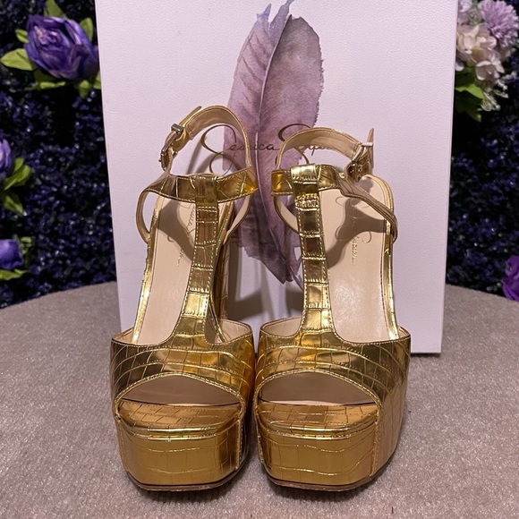 Jessica Simpson Gold wedge sandals Sz 10 preowned - Picture 5 of 5